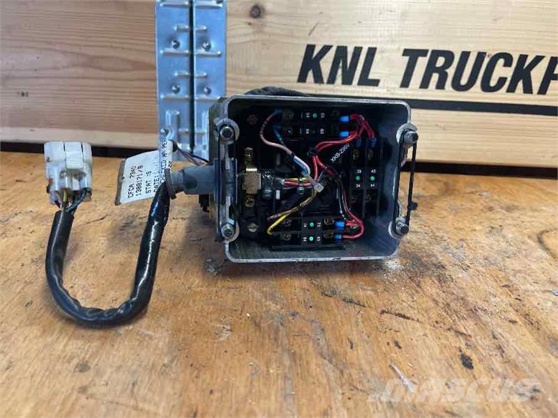 Scania GEAR SELECTOR 1502401 Cabins and interior