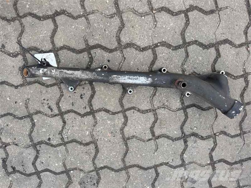 Scania INTAKE PIPE 1949427 معدات النقل - غير ذلك