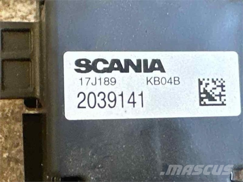 Scania LEVER / SWITCH INDICATOR/WIPER LEVER NGS 2824094 Cabinas