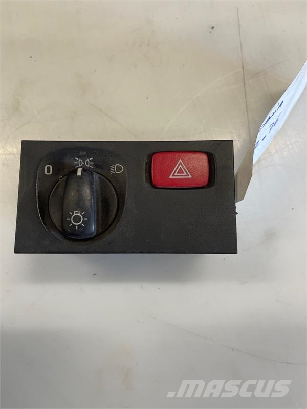 Scania LIGHT PANEL 2252076 Kabiinid