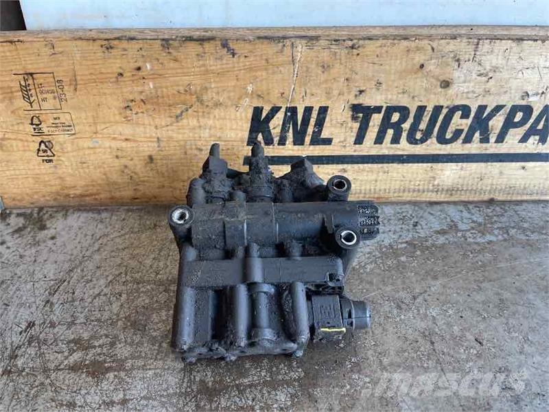 Scania MAN ECAS VALVE 81.25902-6316 散热器