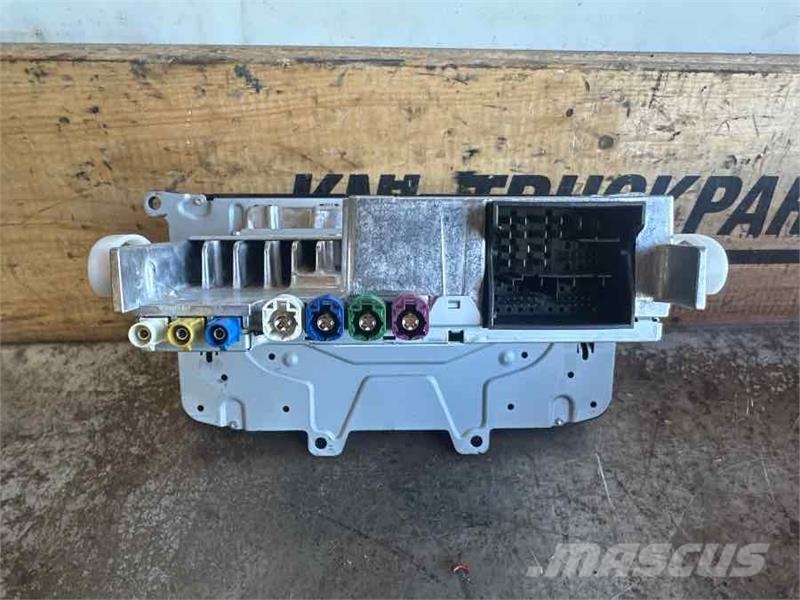 Scania NAVI / RADIO AUS 3155256 Electrónicos