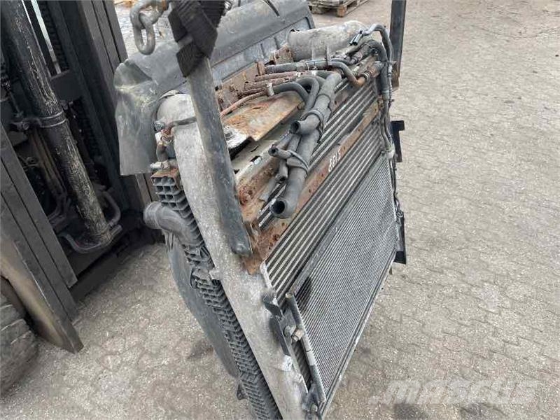 Scania RADIATOR / COOLING ASSY مشعات