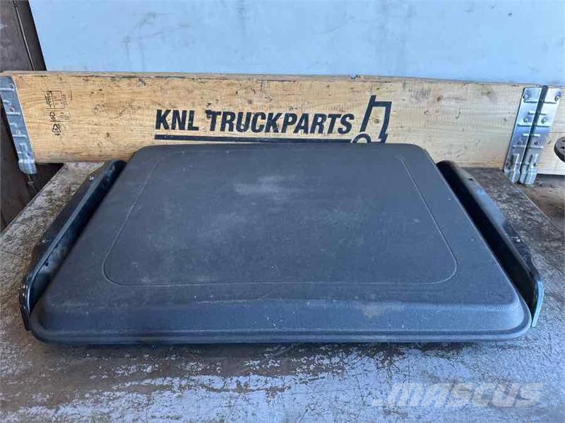 Scania ROOF HATCH 1721364 Cabine en interieur