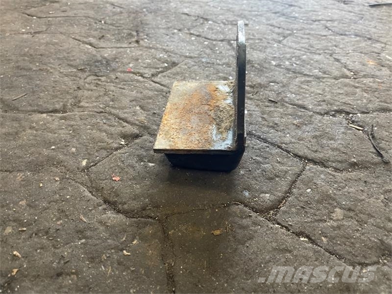 Scania RUBBER BRACKET 1370142 Chassis en ophanging