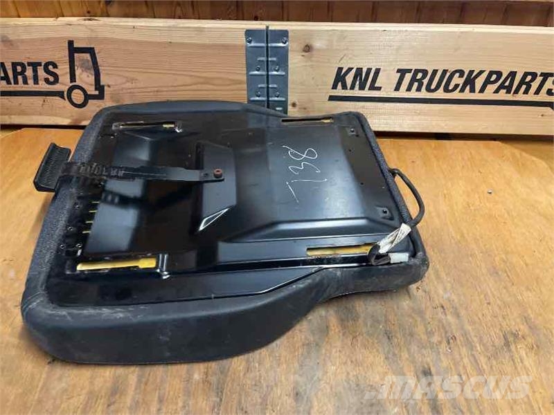 Scania SEAT 2189697 Kabine i unutrašnjost
