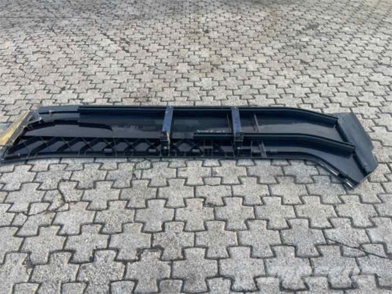 Scania SIDE AIR DEFLECTOR 2978956 2978958 Kabine i unutrašnjost