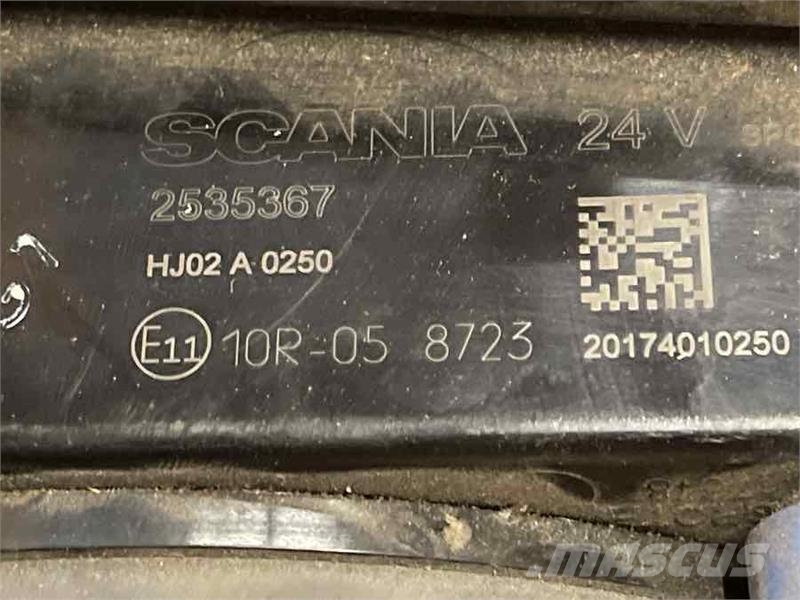 Scania SPOTLAMP 2535367 Electronics