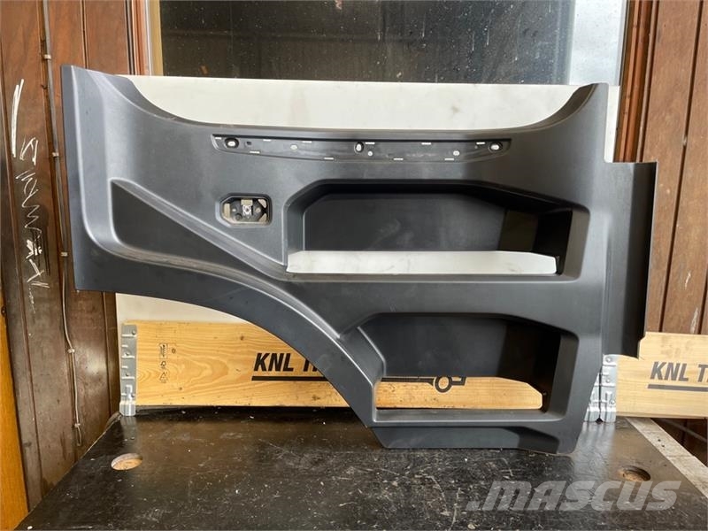 Scania STEP PLATE 2422396 Chassis