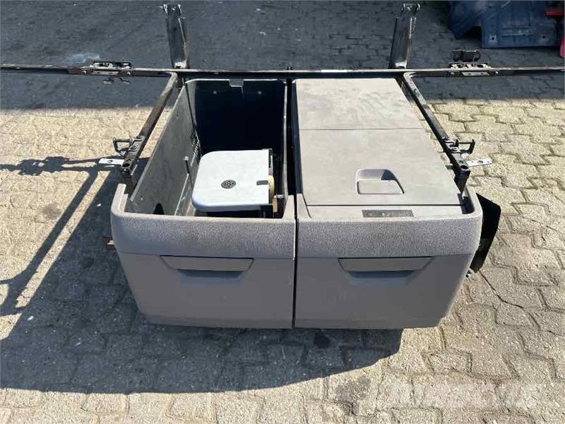 Scania STORAGE UNIT / FRIDGE Kabine i unutrašnjost