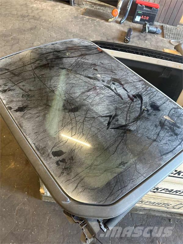 Scania SUN ROOF HATCH 2532780 Kabine i unutrašnjost