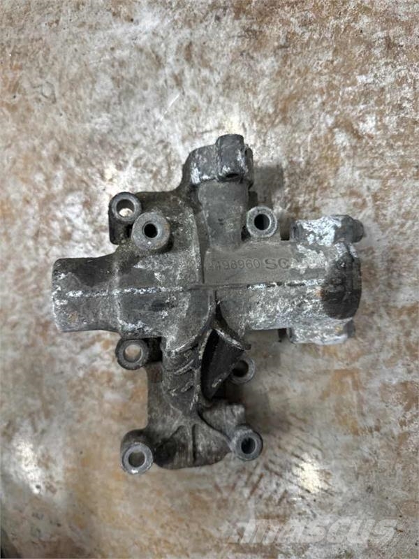 Scania THERMOSTAT HOUSE 2498960 Kargo motori