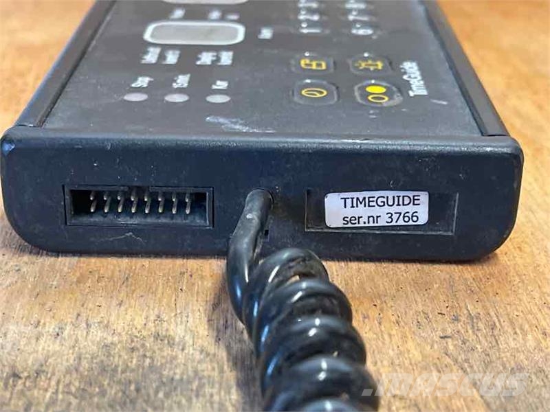 Scania TIMEGUIDE 3766 كابينة والداخلية