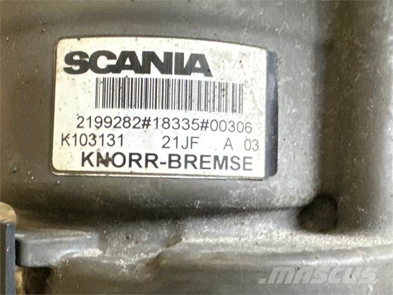 Scania TRAILER CONTROL MODULE 2199282 Radiatori
