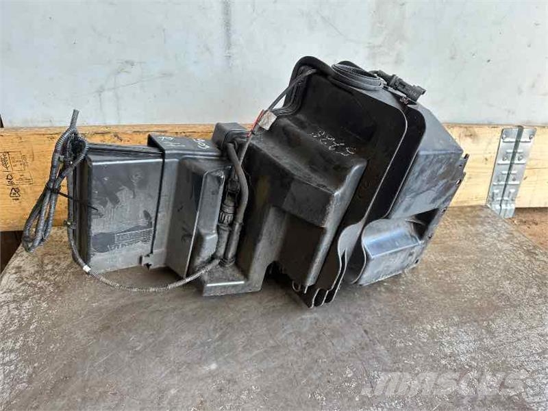 Scania WASHER COUNTAINER 2512290 Καμπίνες και εσωτερικό