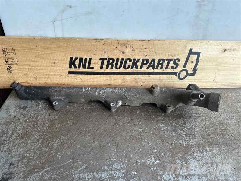 Scania WATER PIPE 2217139 معدات النقل - غير ذلك