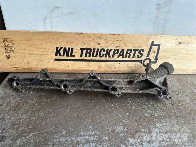 Scania WATER PIPE 2217139 معدات النقل - غير ذلك
