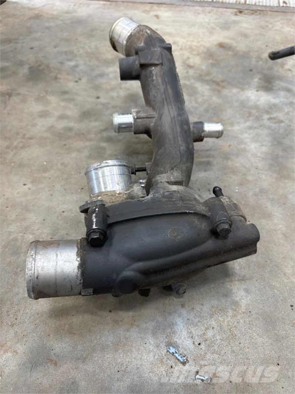 Scania WATER PIPE + THERMOSTAT 2848809 / 2298304 Κινητήρες