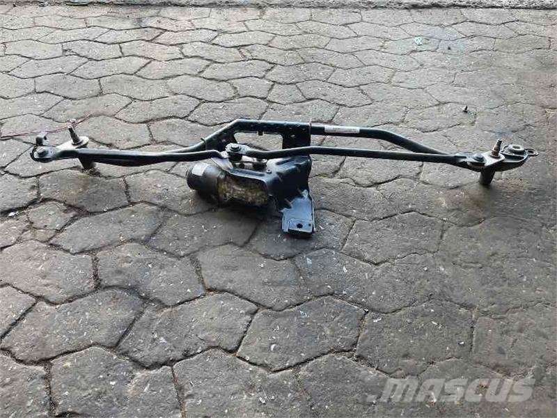 Scania WINDSCREEM WIPER ASSY 2561571 Cabins and interior