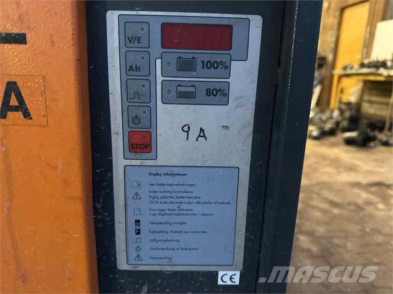 Still BATTERY CHARGER D48 C 85 A Maszyny budowlane - Inne