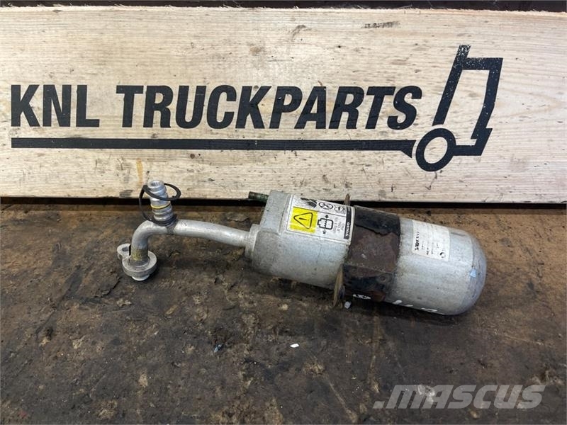 Volvo AIR CONDRYER 82422923 Καλοριφέρ