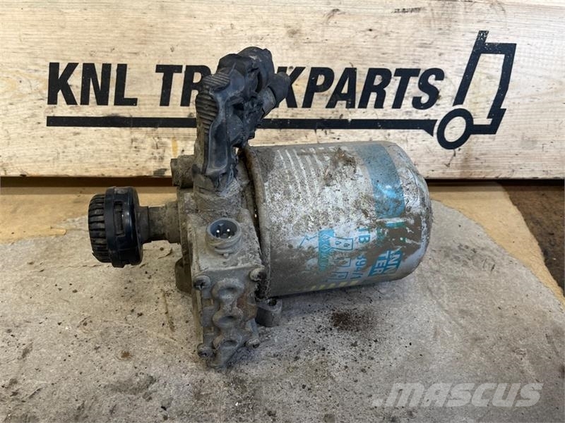 Volvo AIR DRYER 21620172 Καλοριφέρ