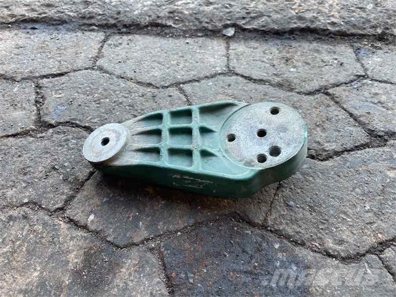 Volvo BRACKET 21865212 Raamid