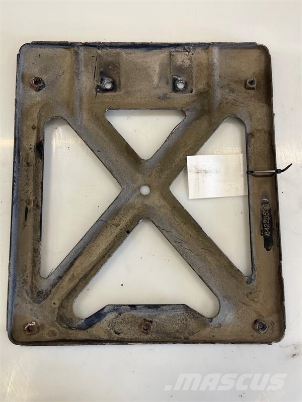 Volvo BRACKET 84228536 Chassis