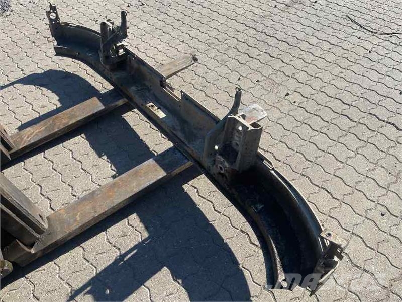 Volvo BUMPER 82907352 Alusta ja jousitus