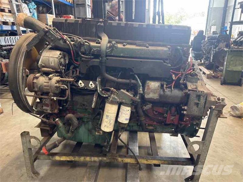 Volvo D12D / 420 HP محركات