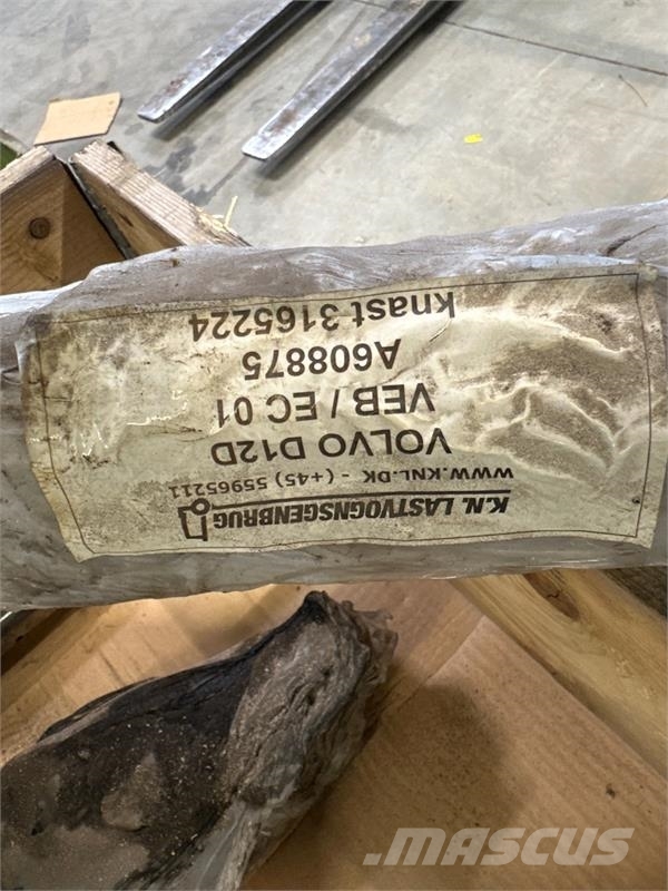 Volvo D12D CAMSHAFT 3165224 Κινητήρες