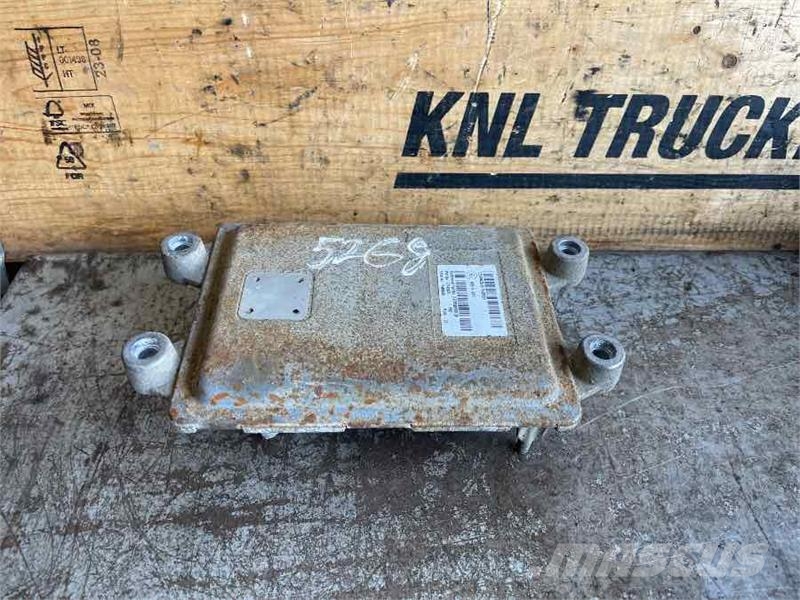 Volvo ECU 22449430 P02 Electronics