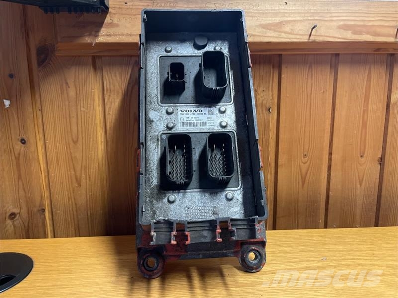 Volvo ECU 22881416 CCIOM 일렉트로닉스