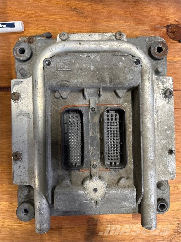 Volvo ECU 60100000 PO3 Elektronik