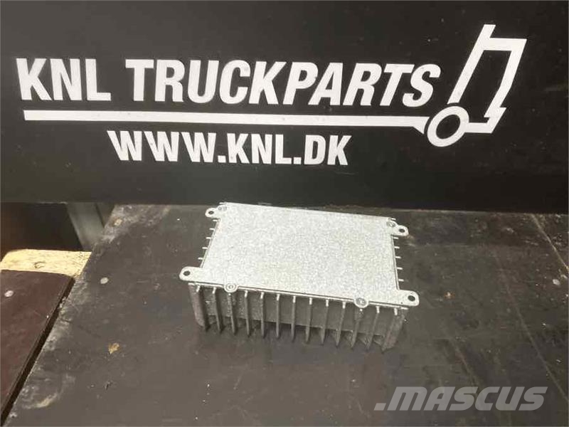 Volvo ECU DOOR 70395990 Electronics