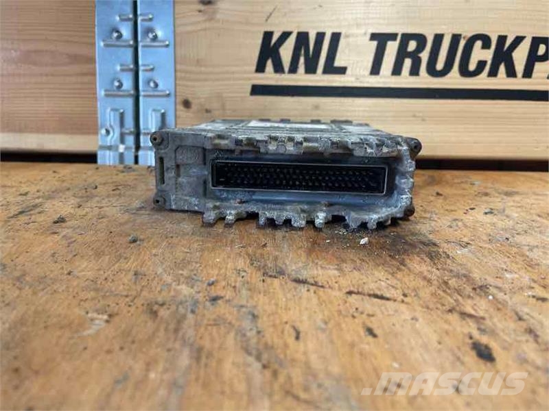 Volvo ECU EST-47R 21365515 Electronics