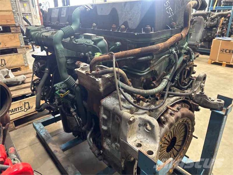 Volvo ENGINE D13C - 500 HP / VEB+ 21286046 Motores