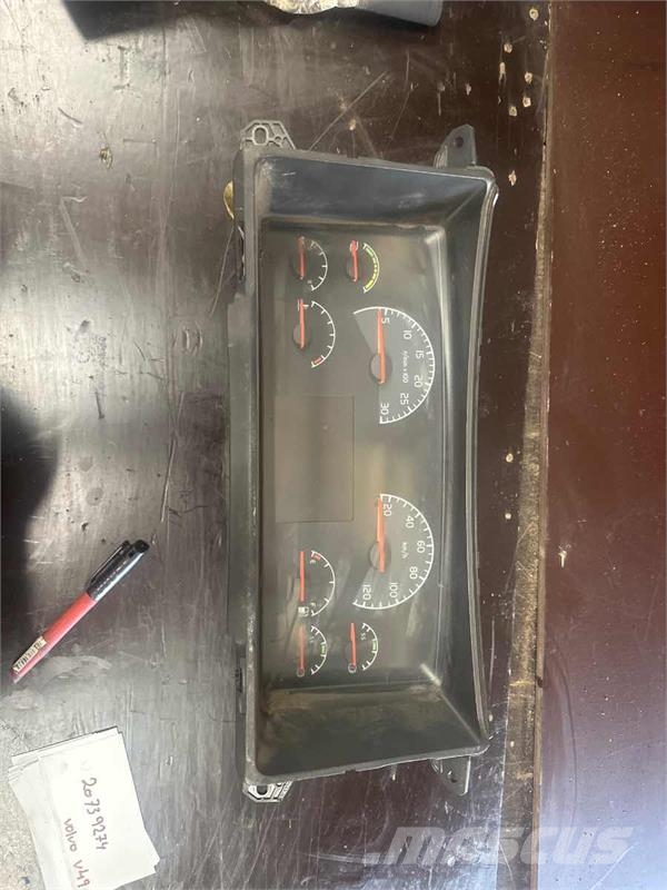 Volvo FLE INSTRUMENT 20970778 驾驶室与内部