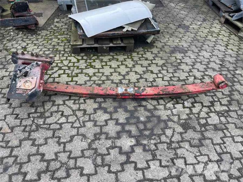 Volvo FRONT SPRING 257927 Raamid