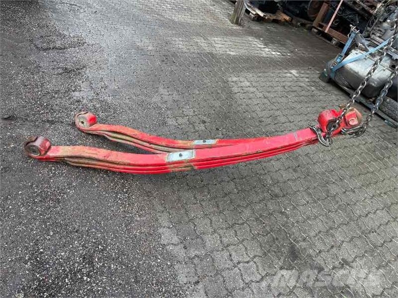 Volvo FRONT SPRING 257945 Raamid