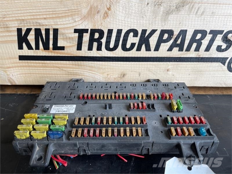 Volvo FUSE AND RELAY CENTRE 20568055 Elektronika