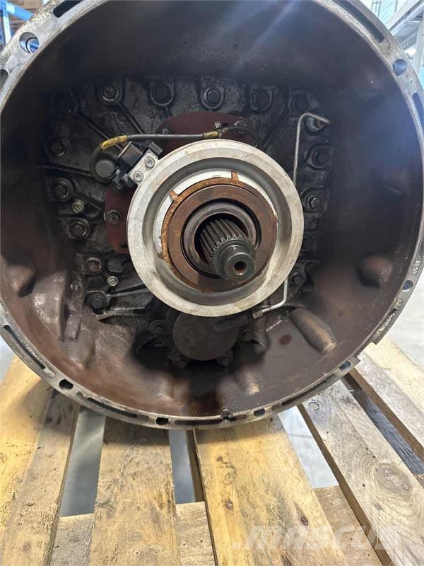 Volvo GEARBOX AT2612F // 60150784 علب تروس