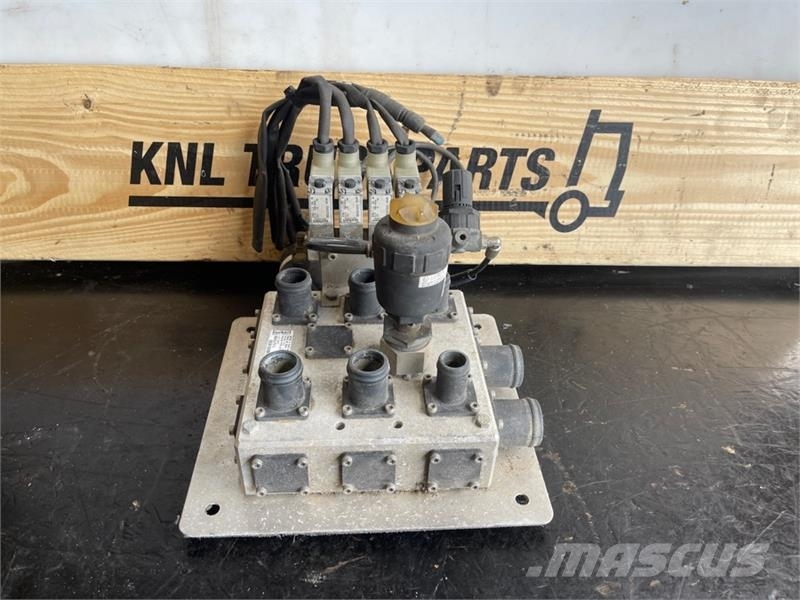 Volvo HEATING VALVE 22359423 Καλοριφέρ