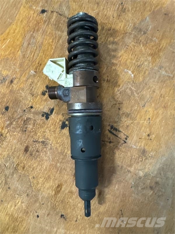 Volvo INJECTOR 22374644 Other components