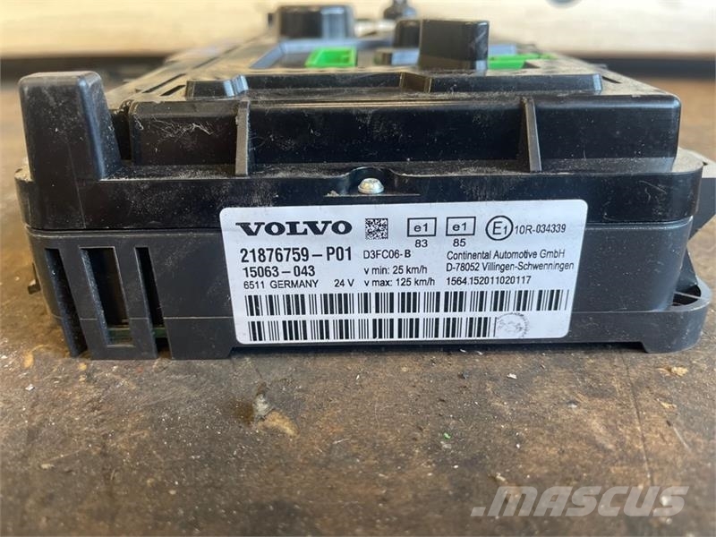 Volvo INSTRUMENT CLUSTER  21876759 Ohjaamot ja sisustat
