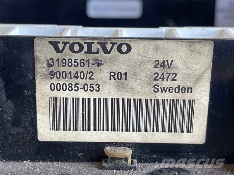 Volvo KOMBI INSTRUMENT 3198561 Electrónicos