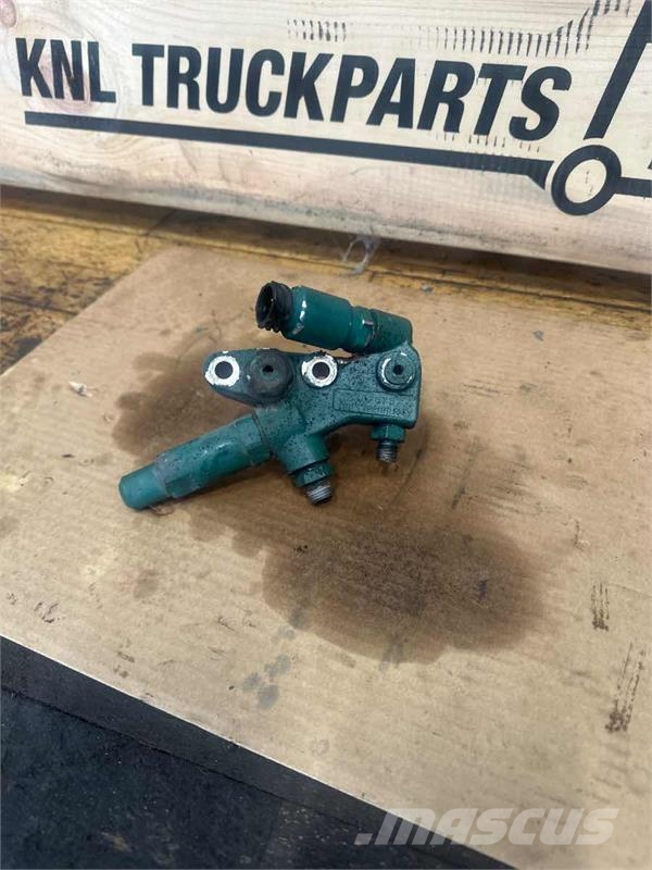 Volvo MANIFOLD VALVE 23075757 محركات