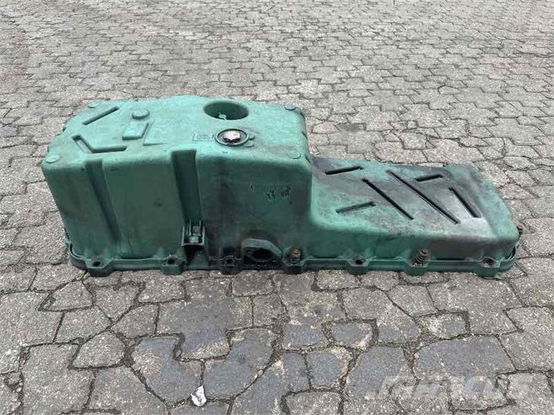 Volvo OIL SUMP 20490029 エンジン
