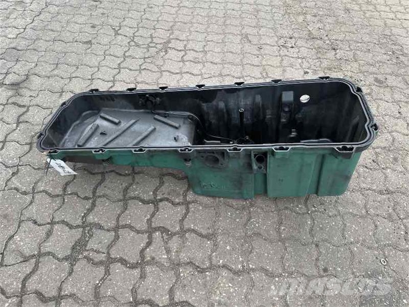 Volvo OIL SUMP 20490029 محركات