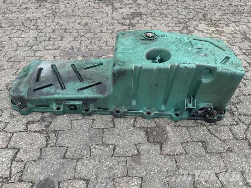 Volvo OIL SUMP 20490029 エンジン
